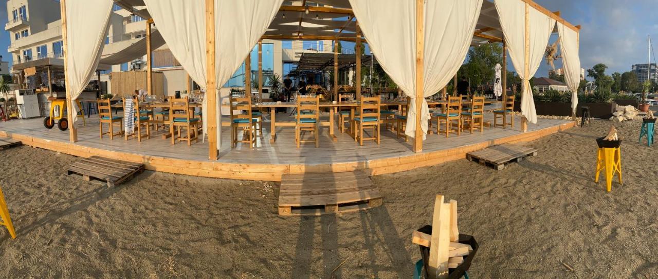 Hotel Scandinavia Mamaia Exterior photo