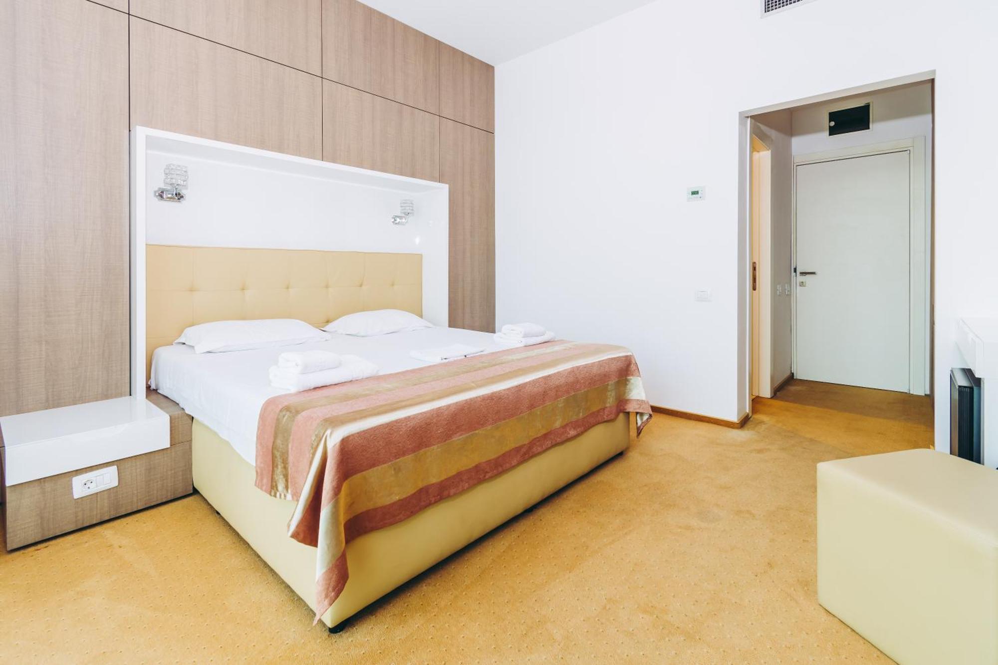 Hotel Scandinavia Mamaia Exterior photo